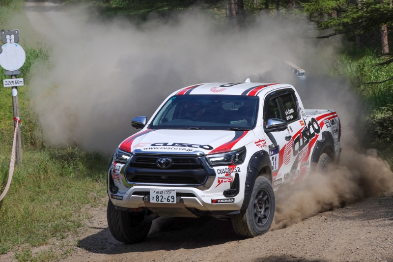 XCRスプリントカップ第5戦・番場/藤田組ハイラックスが優勝！